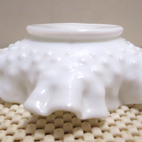 Fenton Hobnail White Milk Glass Candy Bon Bon Dish Bowl Ruffled 6" - Picture 5 of 7